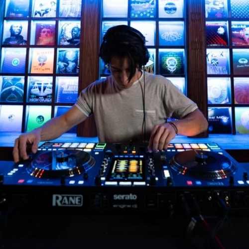 Rane DJ System One contrôleur DJ professionnel